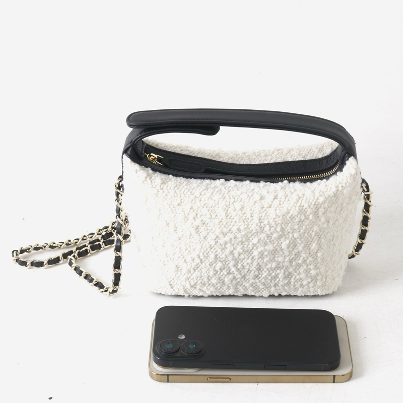 Leather Classic Mini Hobos Bag - Leather Classic Strap ulasan dan harga